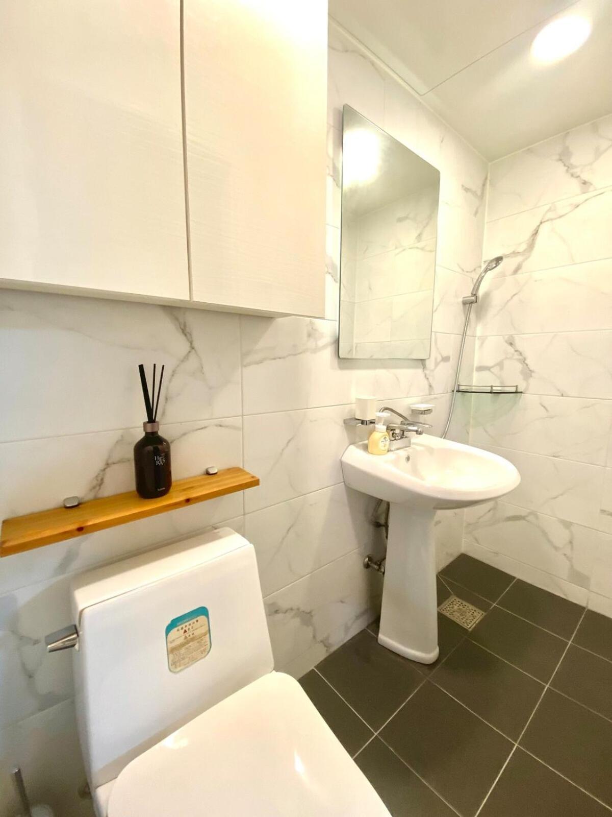 Kooljam House-center Of Seoul-itaewon-spacious-3min From The Subway *